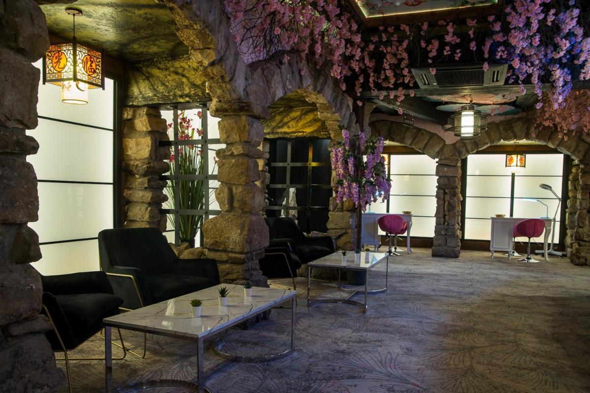 Holyrood Hotel - Leisure Centre & The Spa At Orchids Bundoran Exteriör bild