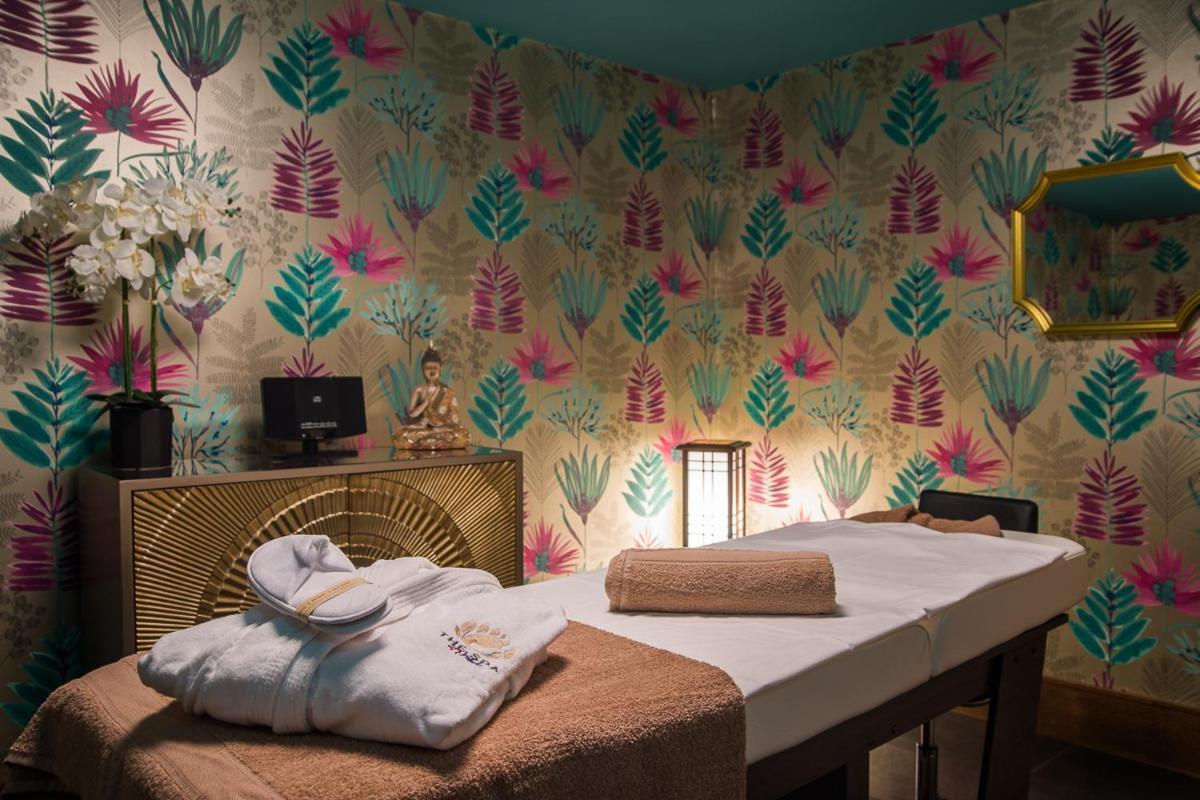 Holyrood Hotel - Leisure Centre & The Spa At Orchids Bundoran Exteriör bild