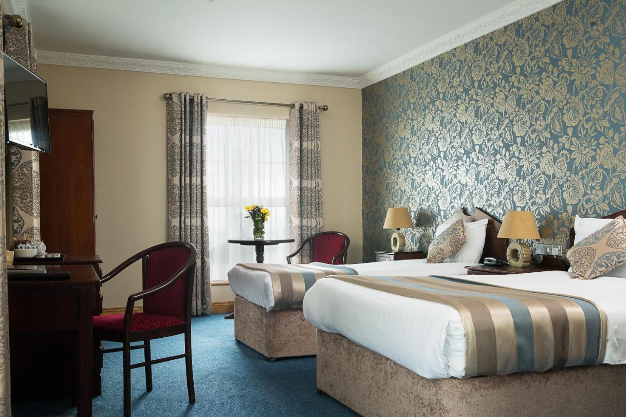 Holyrood Hotel - Leisure Centre & The Spa At Orchids Bundoran Exteriör bild