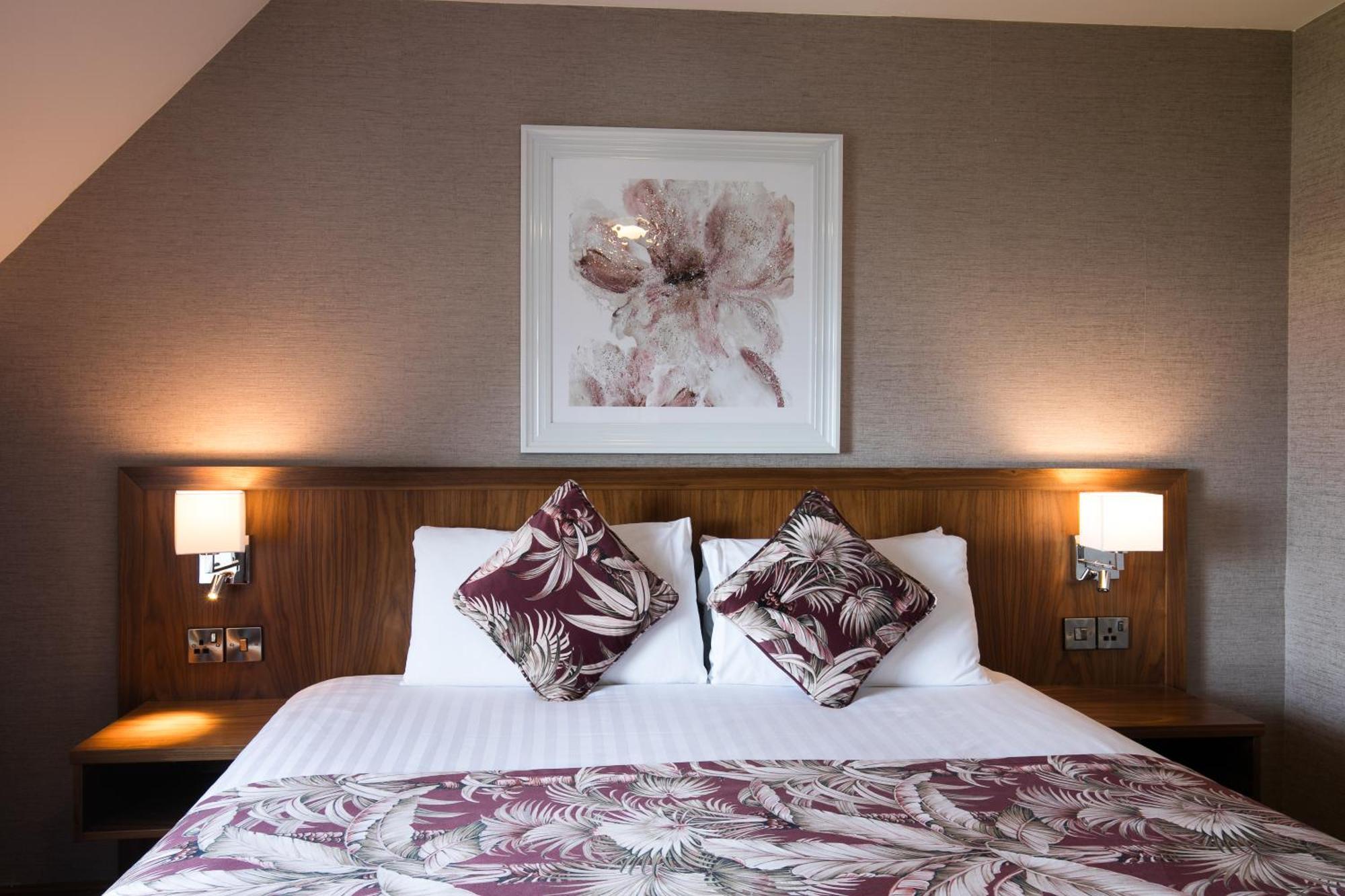 Holyrood Hotel - Leisure Centre & The Spa At Orchids Bundoran Exteriör bild