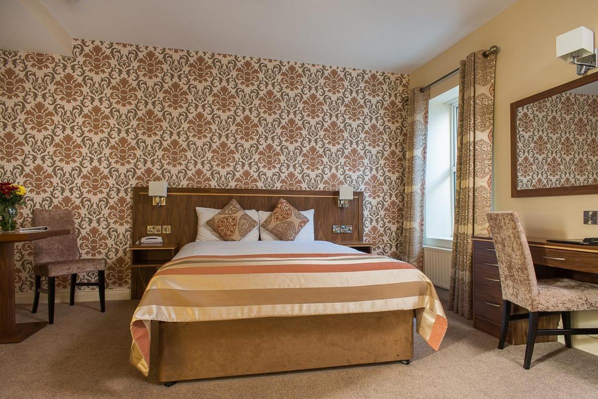 Holyrood Hotel - Leisure Centre & The Spa At Orchids Bundoran Exteriör bild