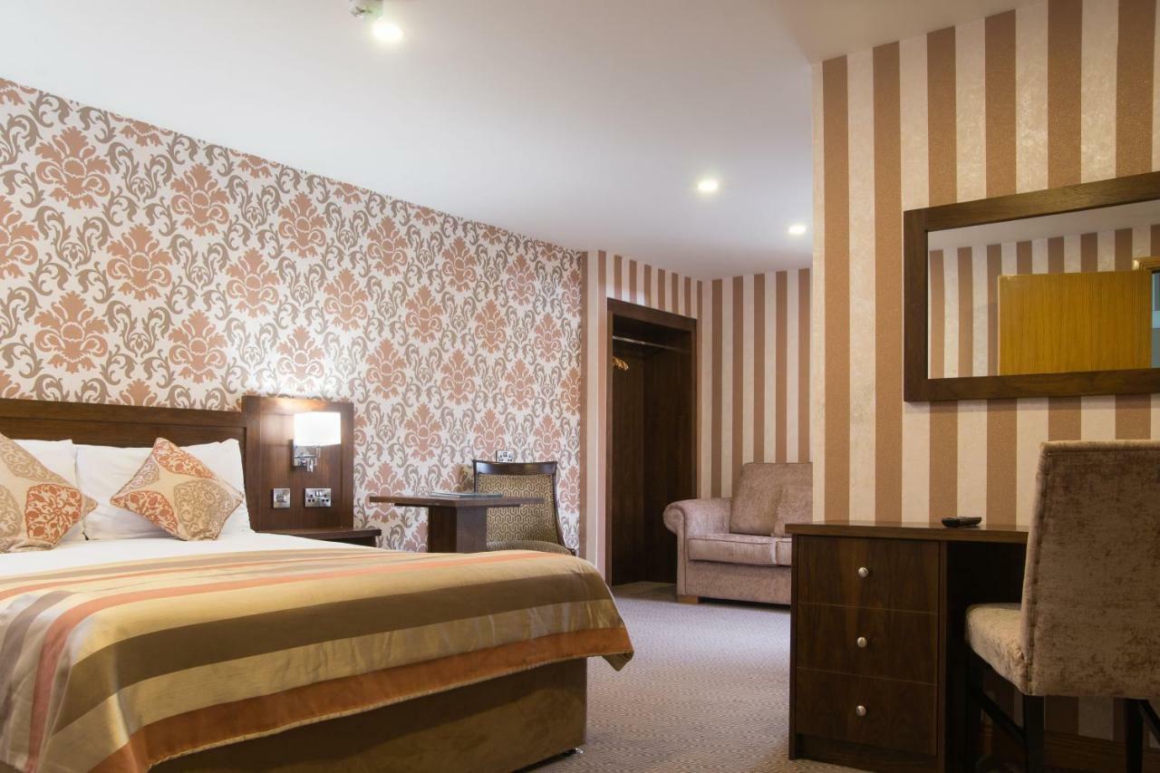 Holyrood Hotel - Leisure Centre & The Spa At Orchids Bundoran Exteriör bild